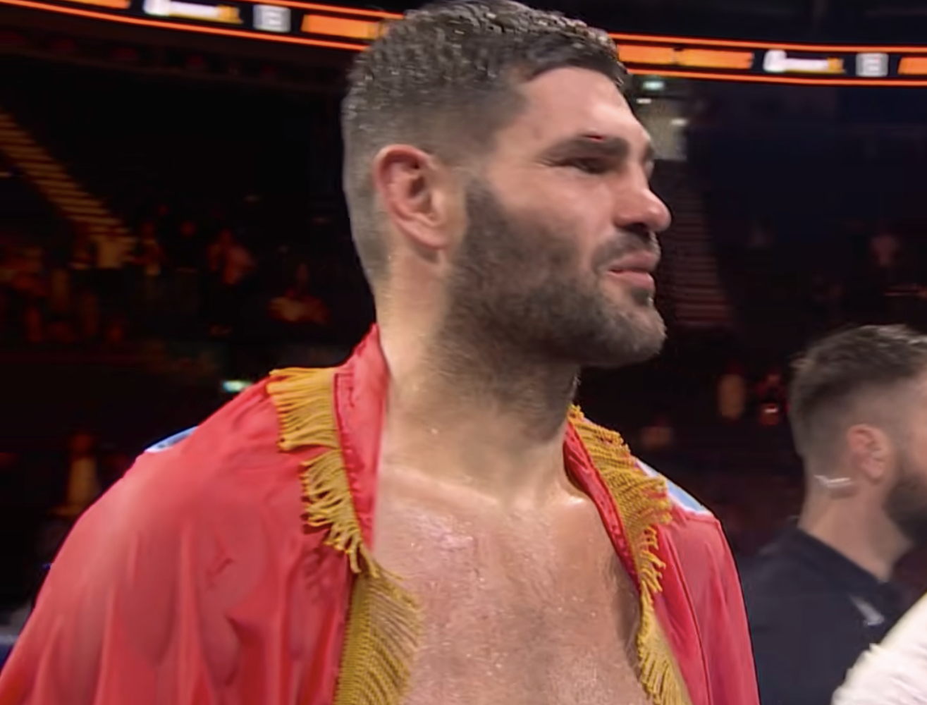 Filip Hrgović stuns the world, stopping Moses Itauma in nine rounds to become the IBF heavyweight champion